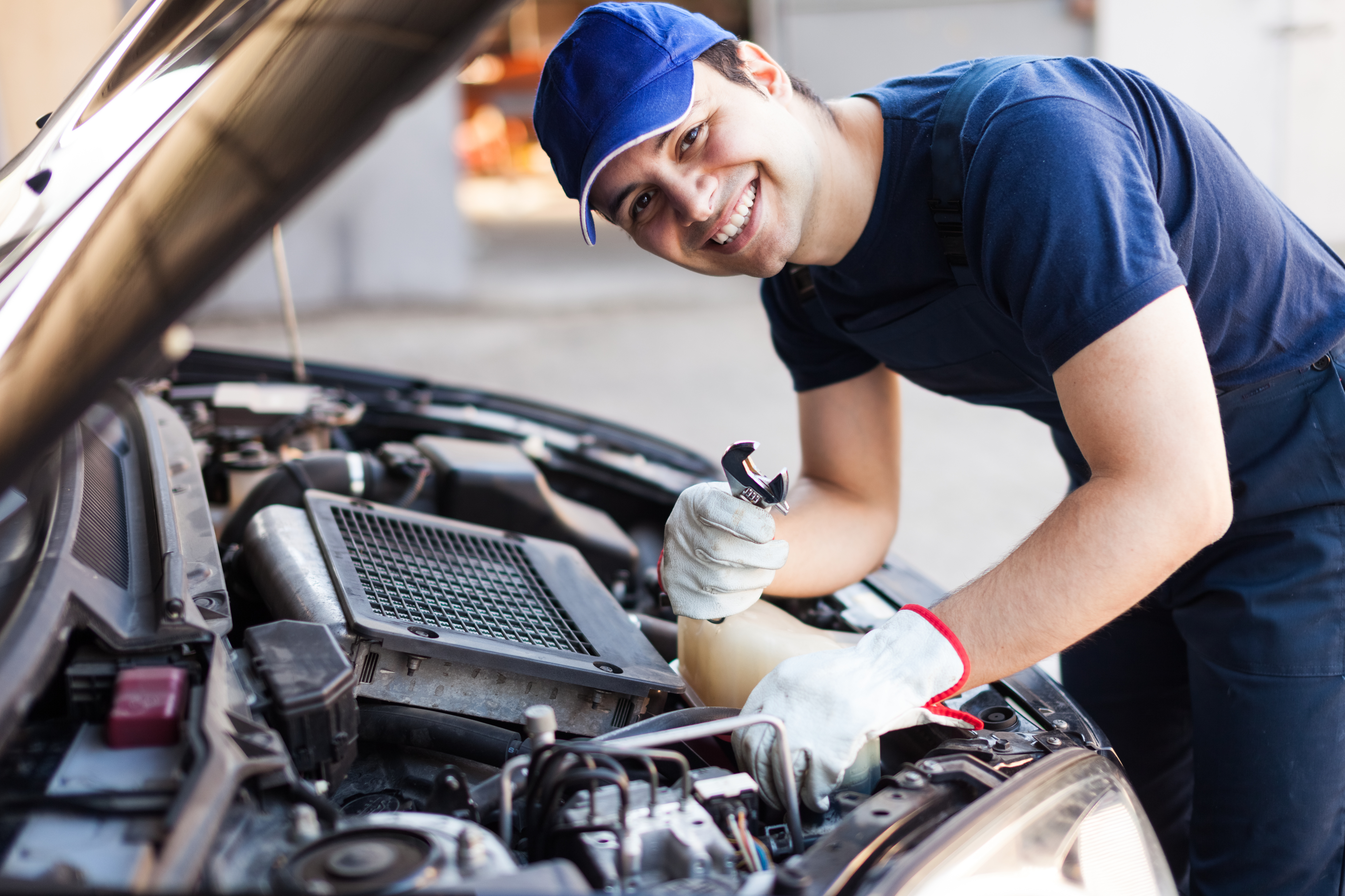 When to Get a Car Oil Change in Lincoln Park